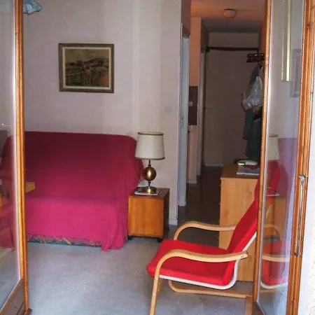 With One Bedroom In De Luchon With Wonderful Mountain View Furnished Terrace And Wifi 18 Km From The Slopes *